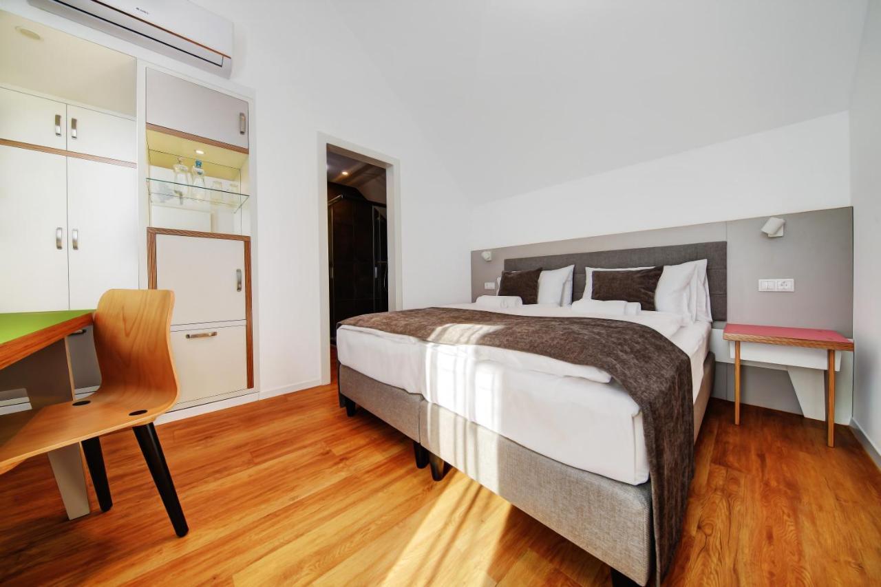 Fekete Sas Motel Esztergom Bagian luar foto